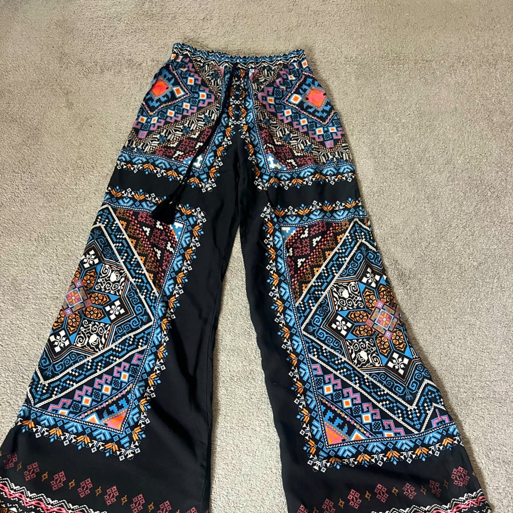Flying Tomato size S wide leg Rayon pants